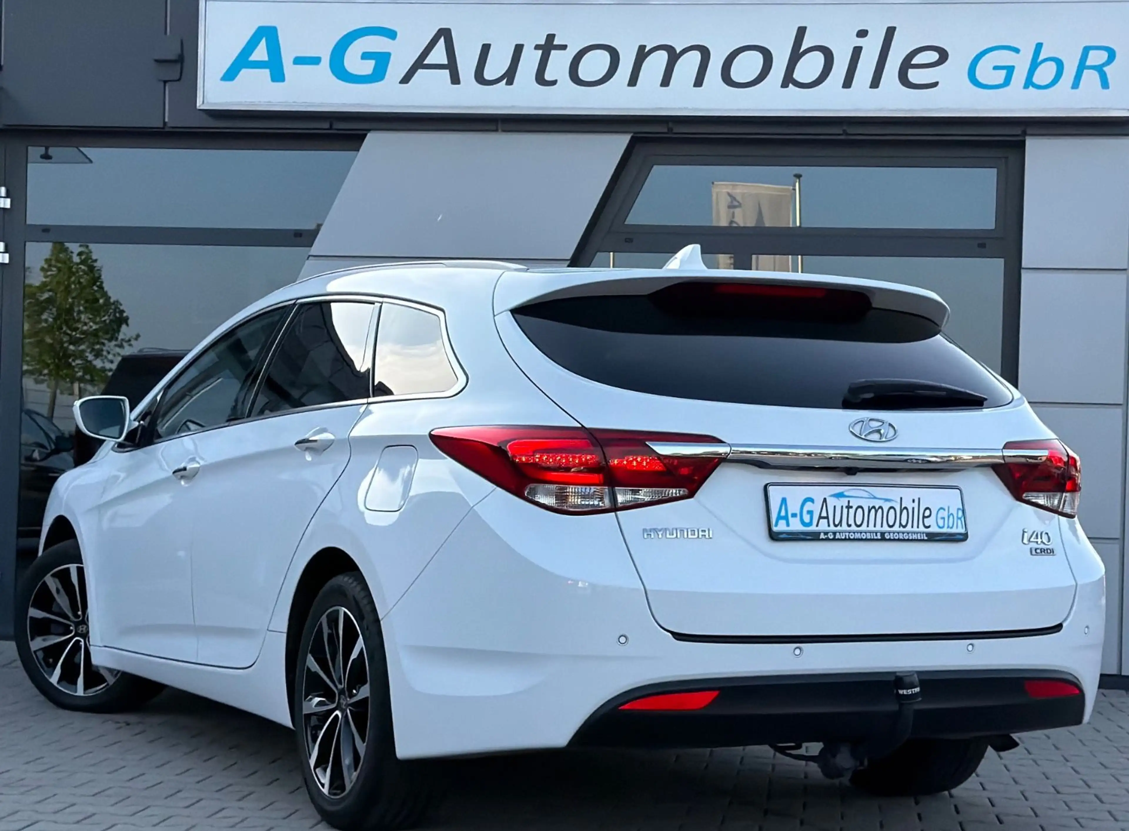 Hyundai i40 1,7 CRDi Style 4xSitzheizung CarPlay DAB AHK — photo 8