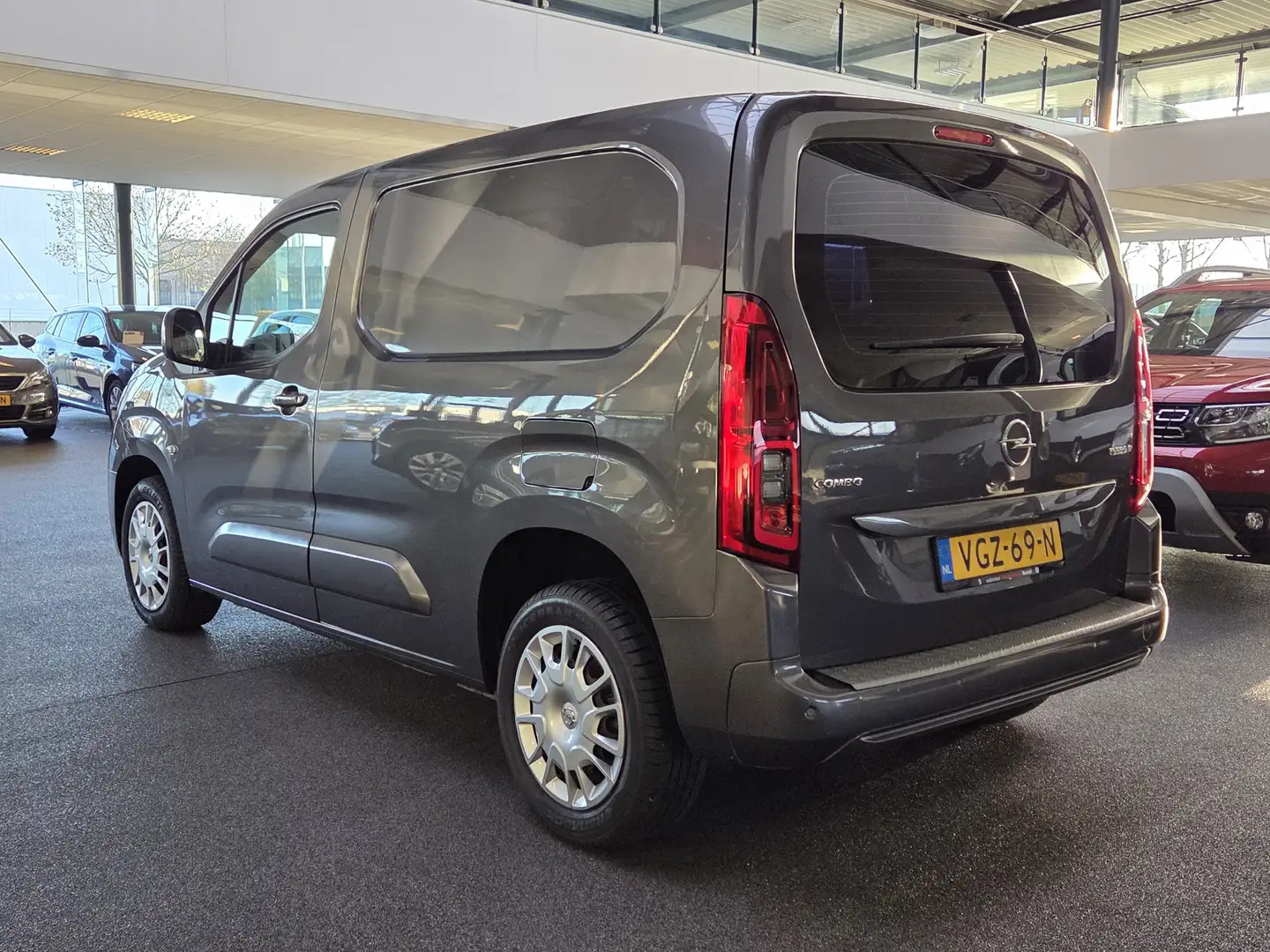 Opel Combo 1.5D L1H1 Innovation Grijs - 2