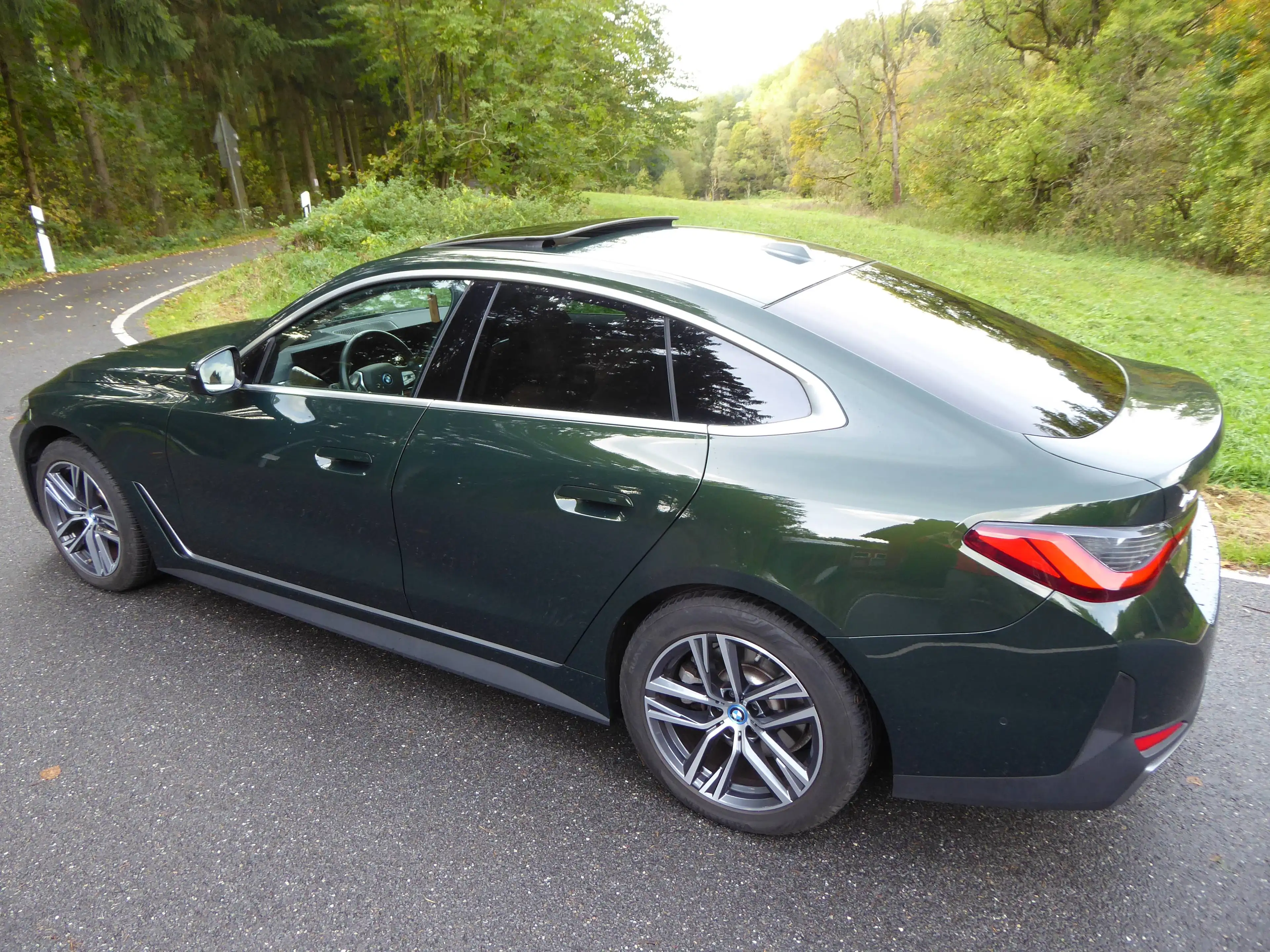 BMW i4 40 eDrive,Laser,Schiebedach,Memory — photo 10