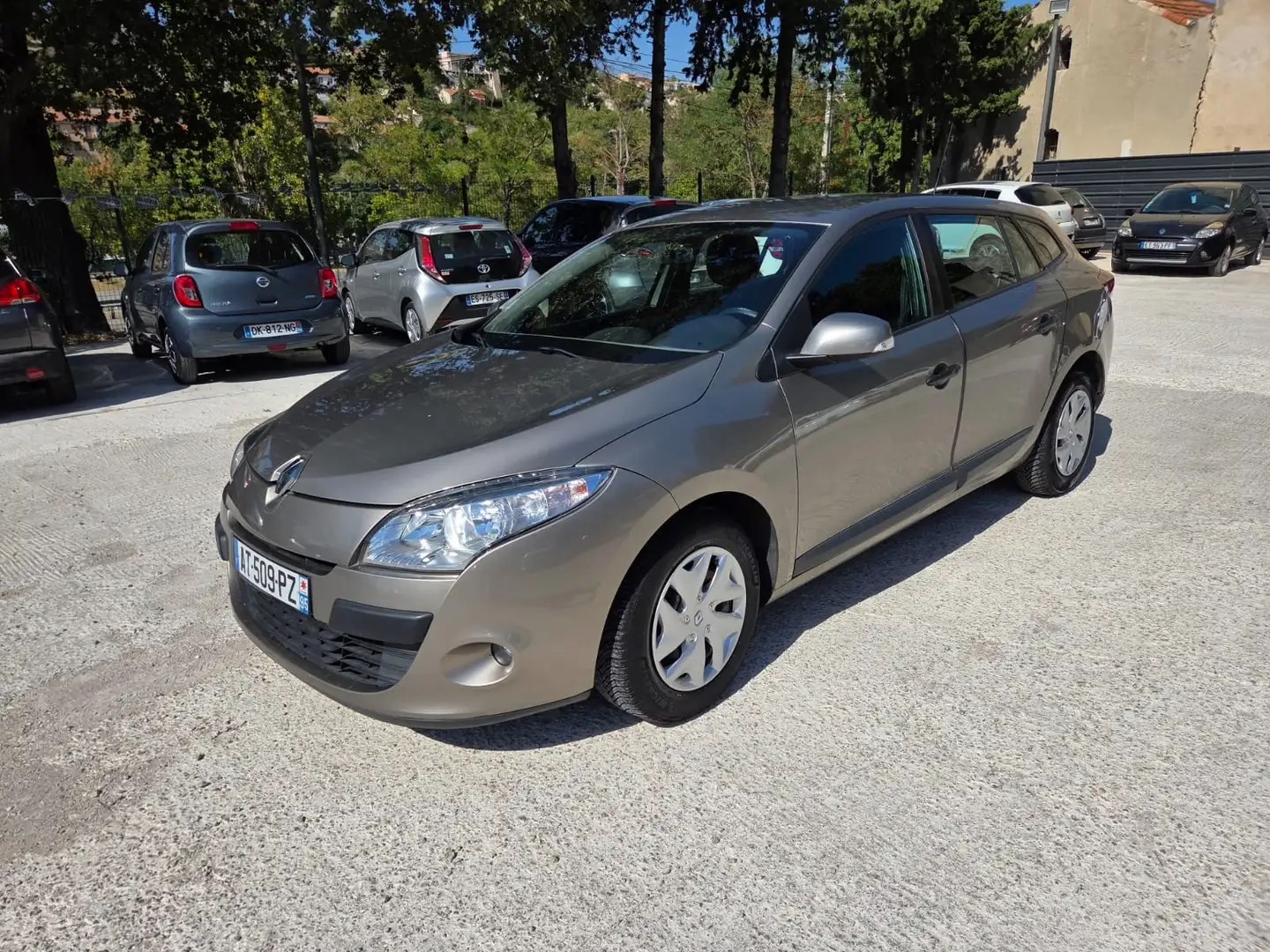 Renault Megane Authentique Pro Beige - 2