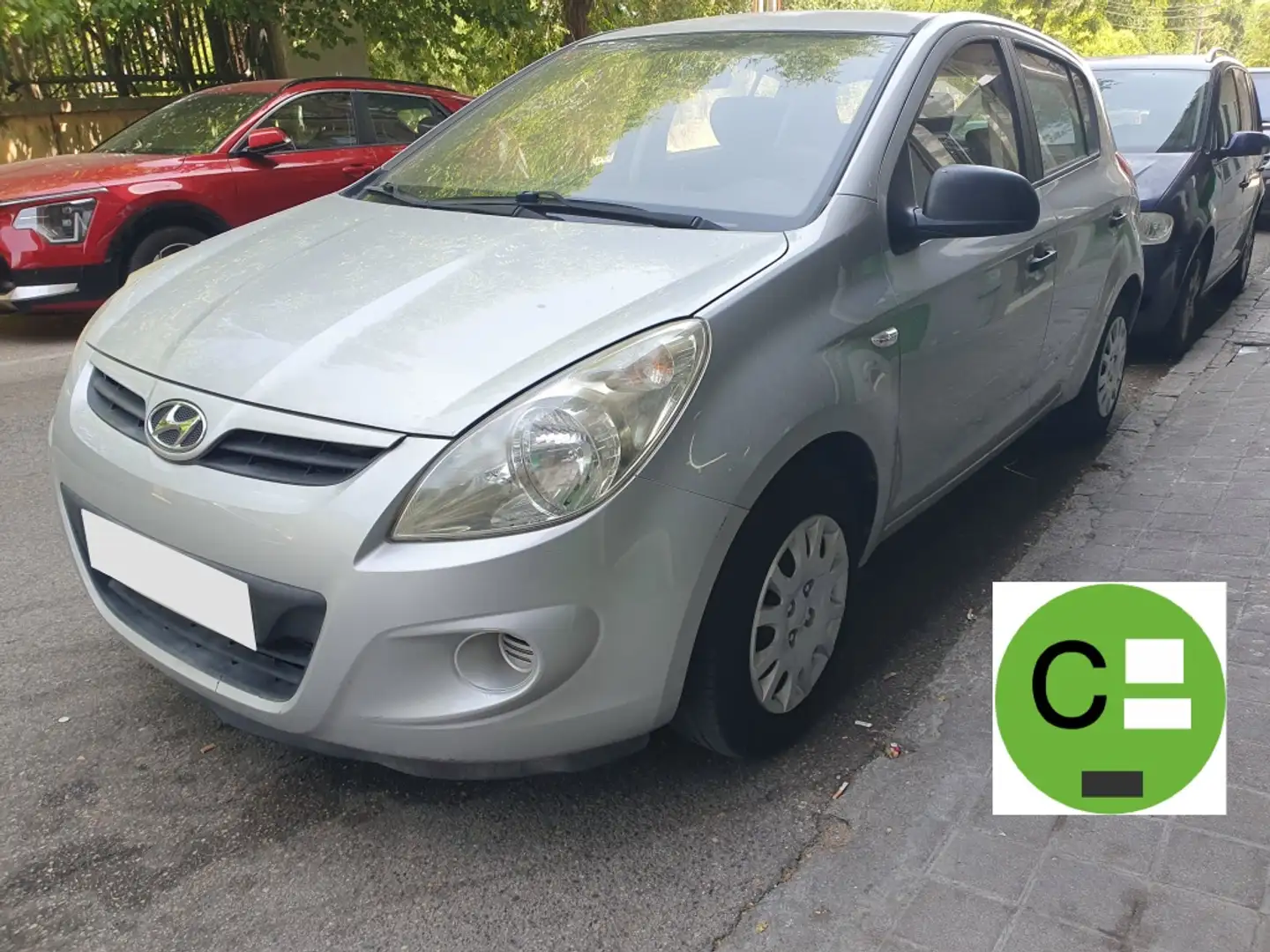 Hyundai i20 1.2 Classic Beige - 1
