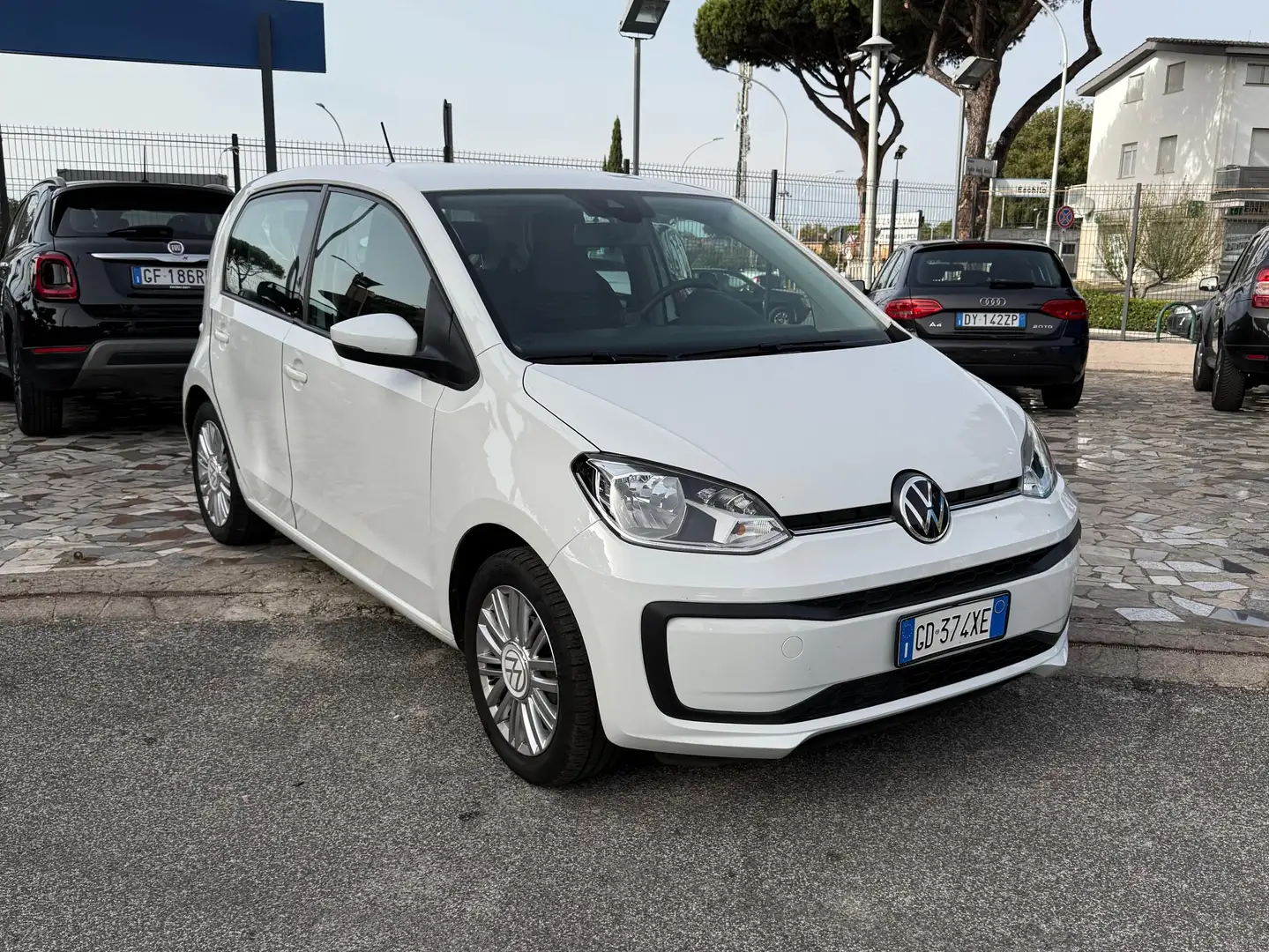 Volkswagen up! up! 5p 2017 5p 1.0 eco Move 68cv my20 Blanc - 1