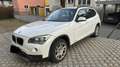 BMW X1 18 d xDrive Weiß - thumbnail 2
