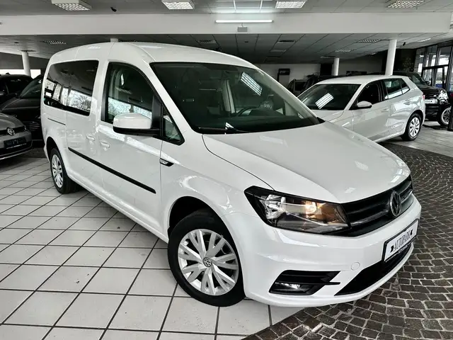 Volkswagen Caddy Maxi 2.0TDI  Trend BMT Navi PDC 7-Sitz 1HD
