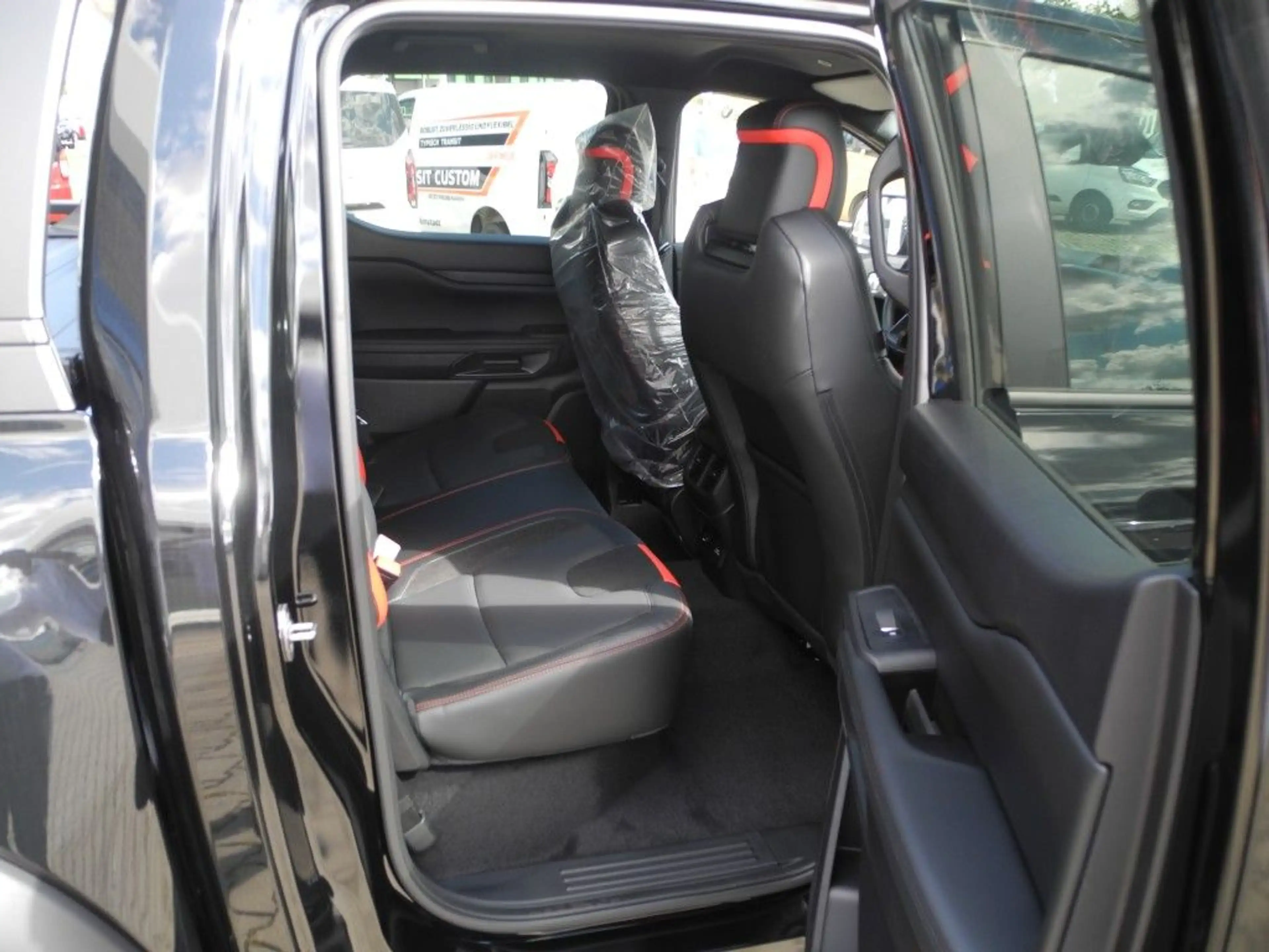 Ford Ranger Raptor 3,0 l Doka - Rollo, AHK, Matrix LED, Allwetter — photo 7