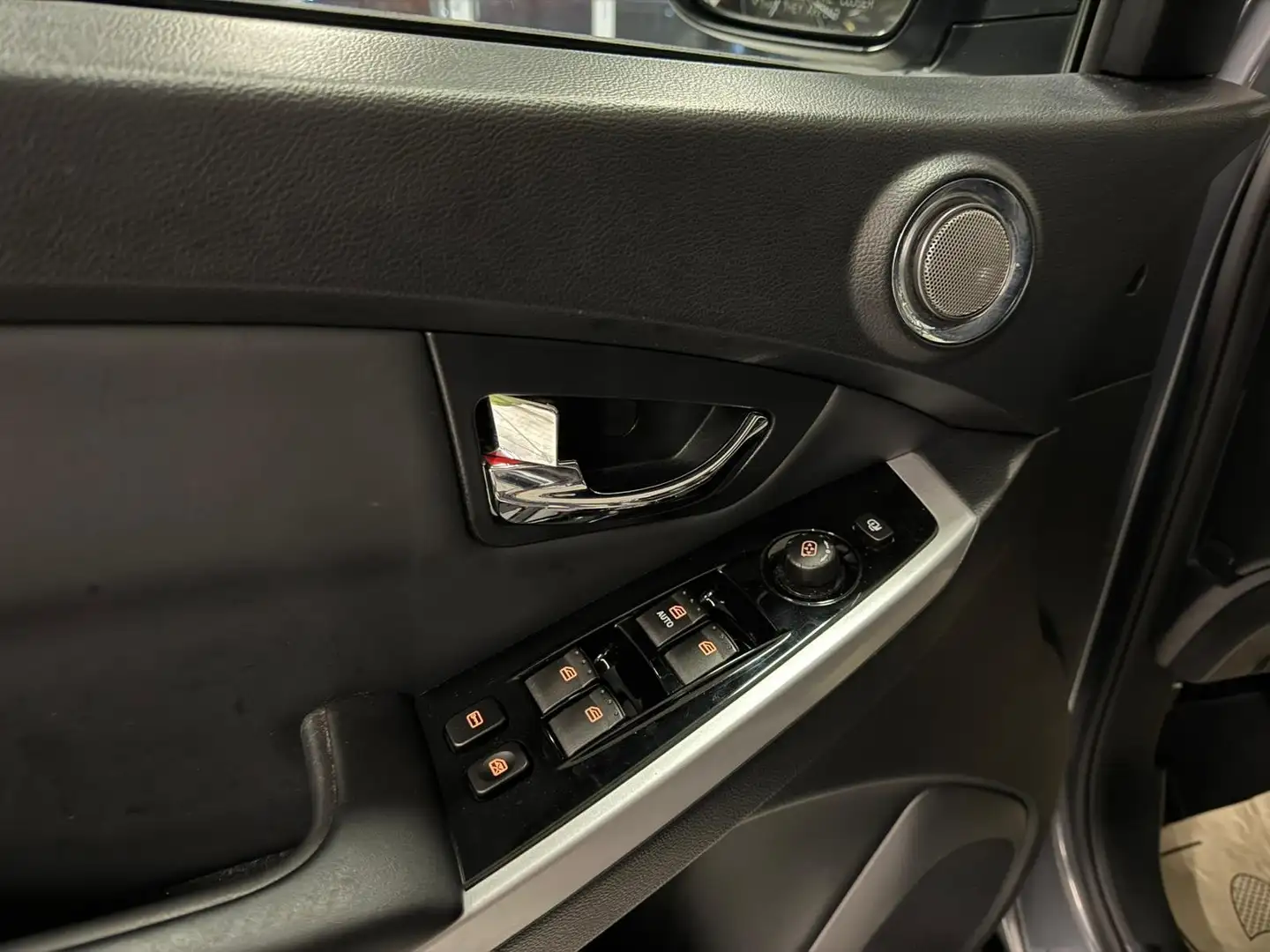 SsangYong Korando 2.2D 131kW Euro 6b 4x4 Automatique Année 2015 - 2