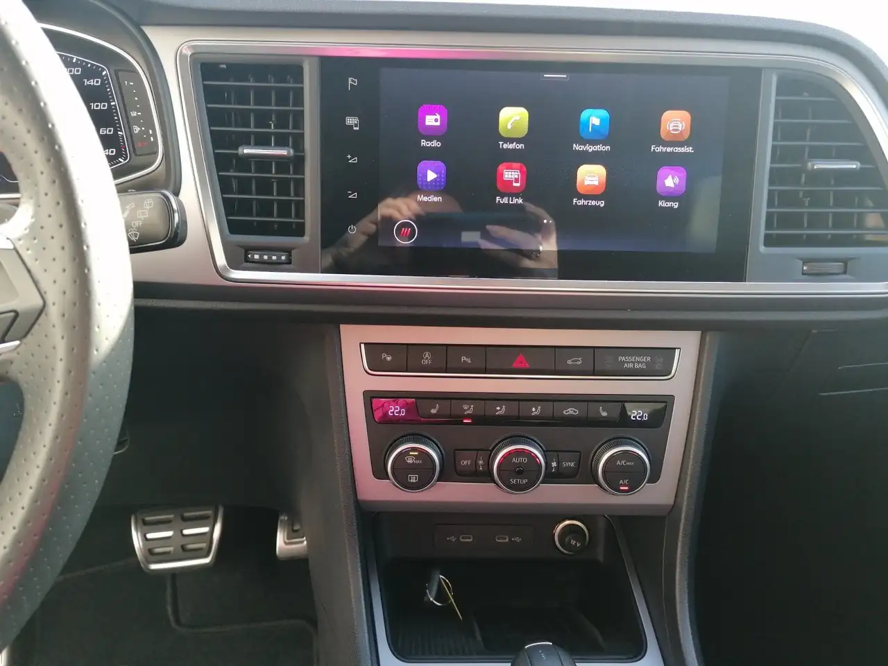 SEAT Ateca 2.0 TDI FR DSG GJR FULL NAVI elHK KESSY 15