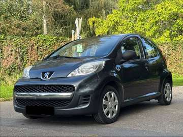 12 mois garantie 5 Portes Essence 90.867KM