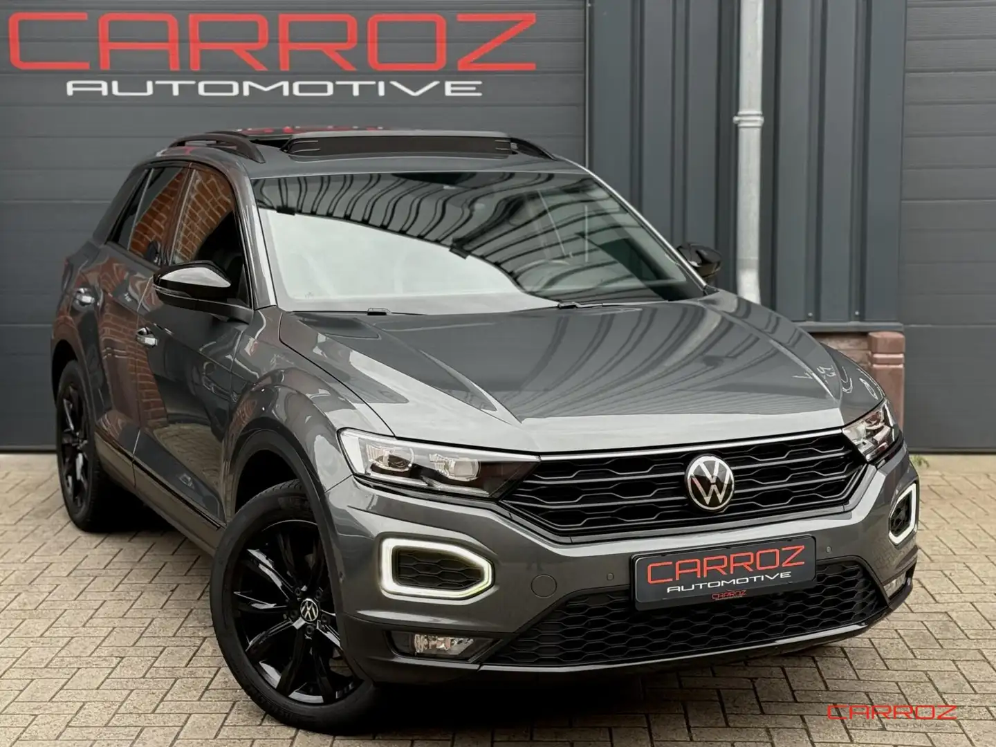 Volkswagen T-Roc 1.5 TSI Sport Business R Pano ACC Camera CarPlay A Gris - 1