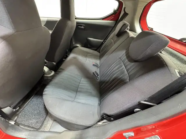 Nissan Pixo view 21
