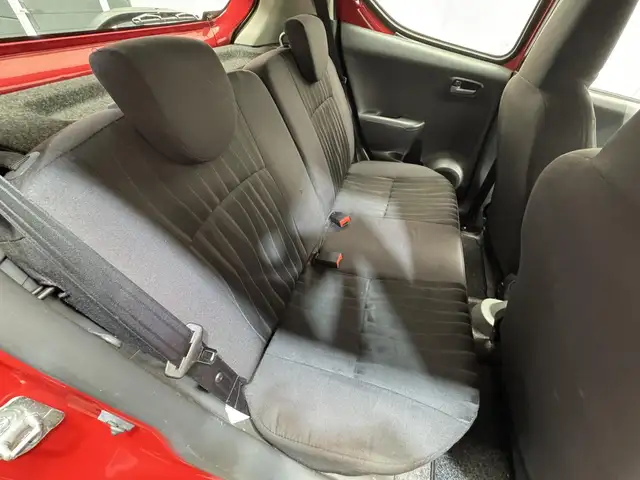 Nissan Pixo view 20
