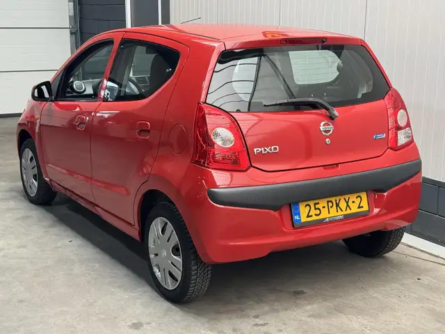 Nissan Pixo view 7