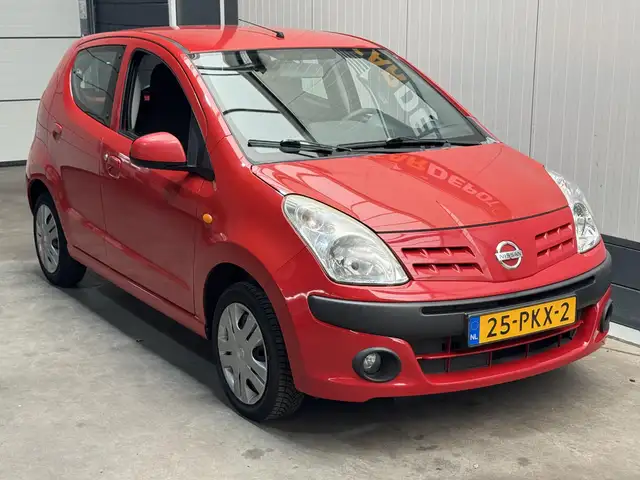 Nissan Pixo view 3