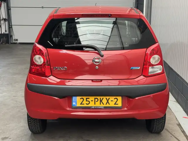 Nissan Pixo view 6