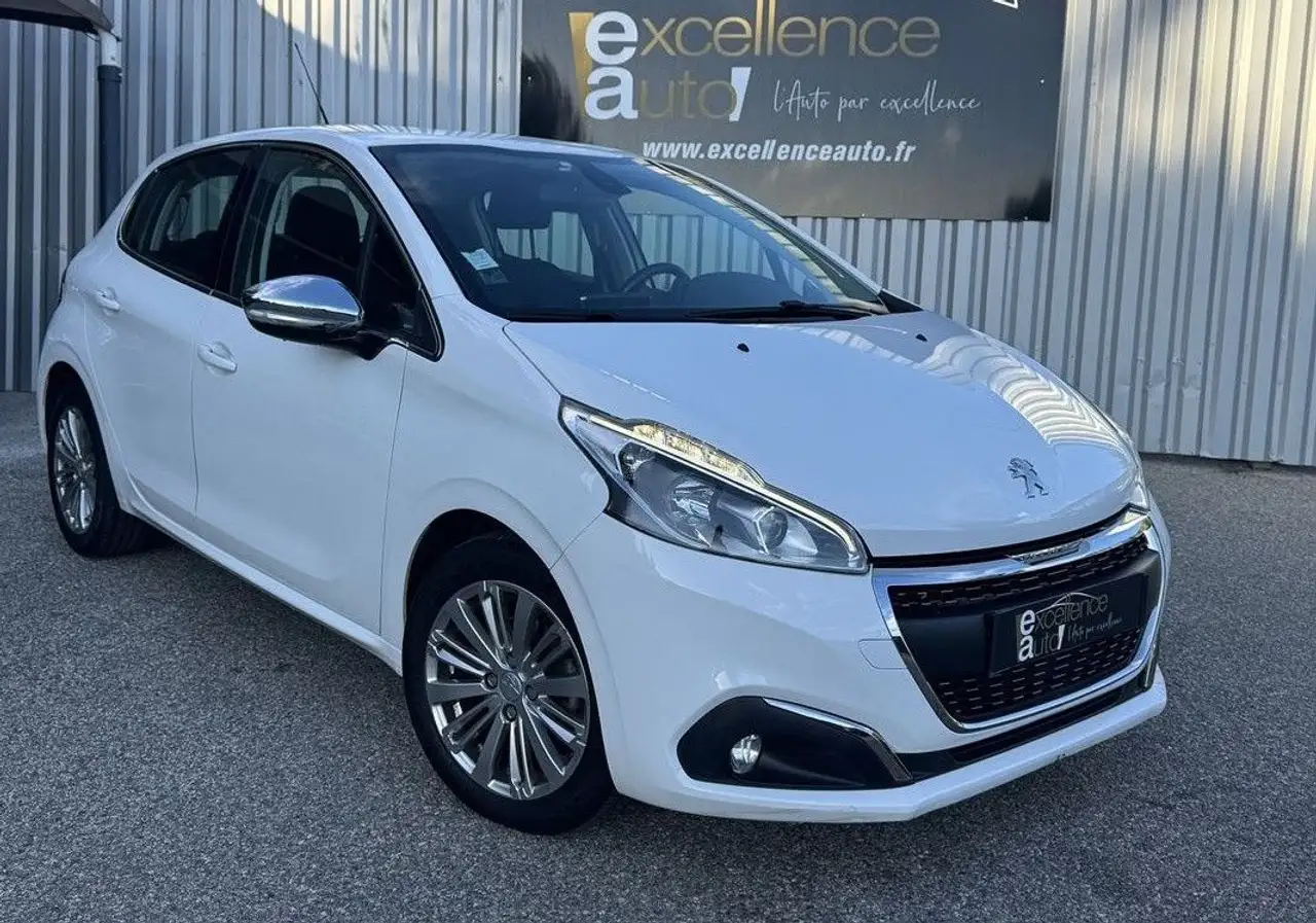 Peugeot 208 1.2 110CH ALLURE S\u0026S 5P