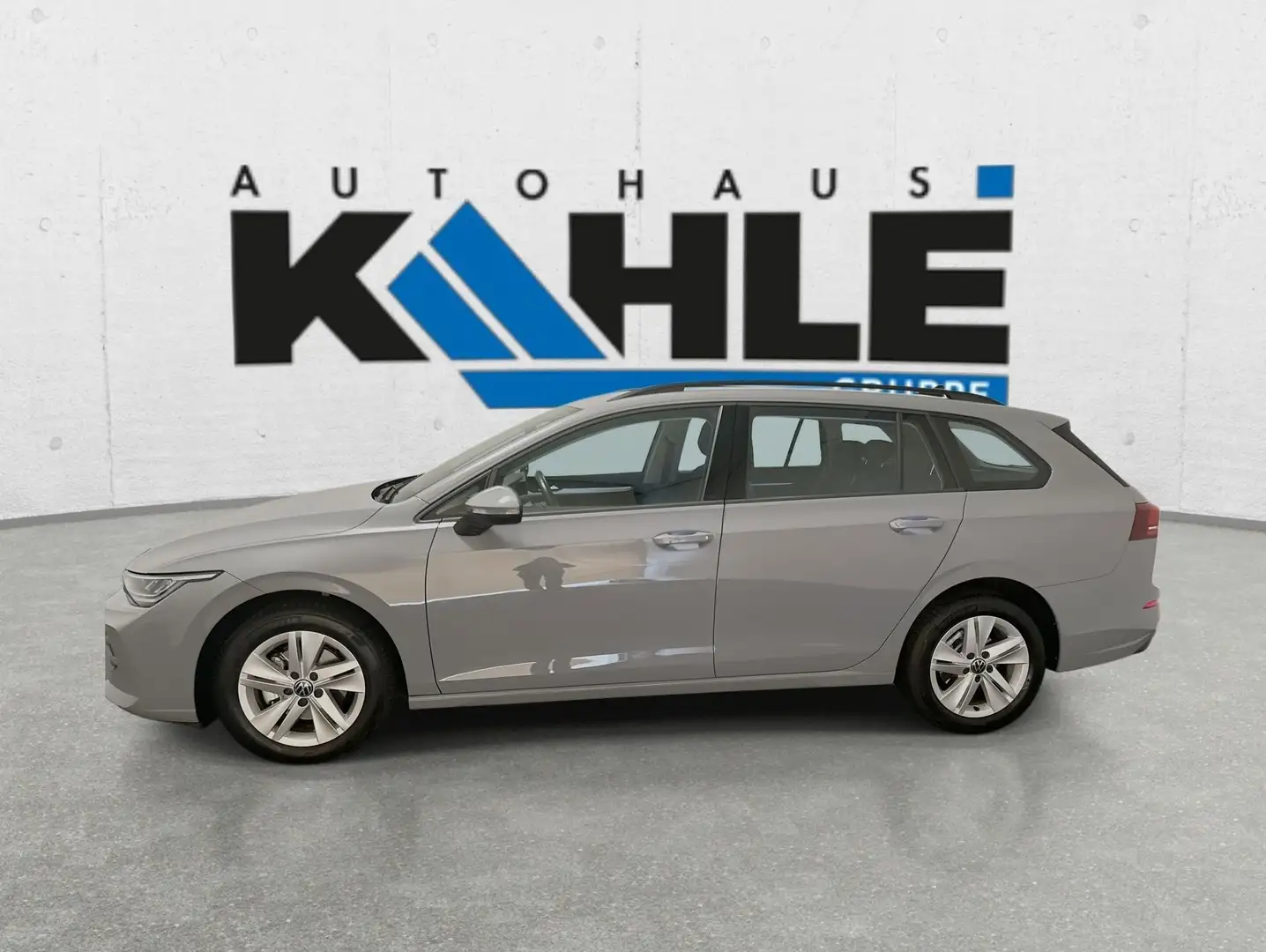 Volkswagen Golf Variant Golf VIII Variant 1.5 eTSI Life CarPlay Hyb. ACC Grau - 2