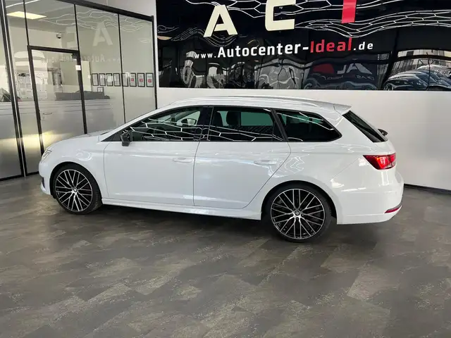 Seat Leon view 5