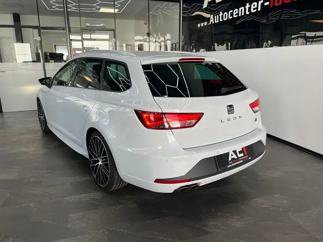 Seat Leon view 7
