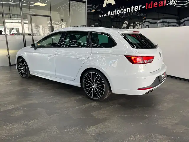 Seat Leon view 6