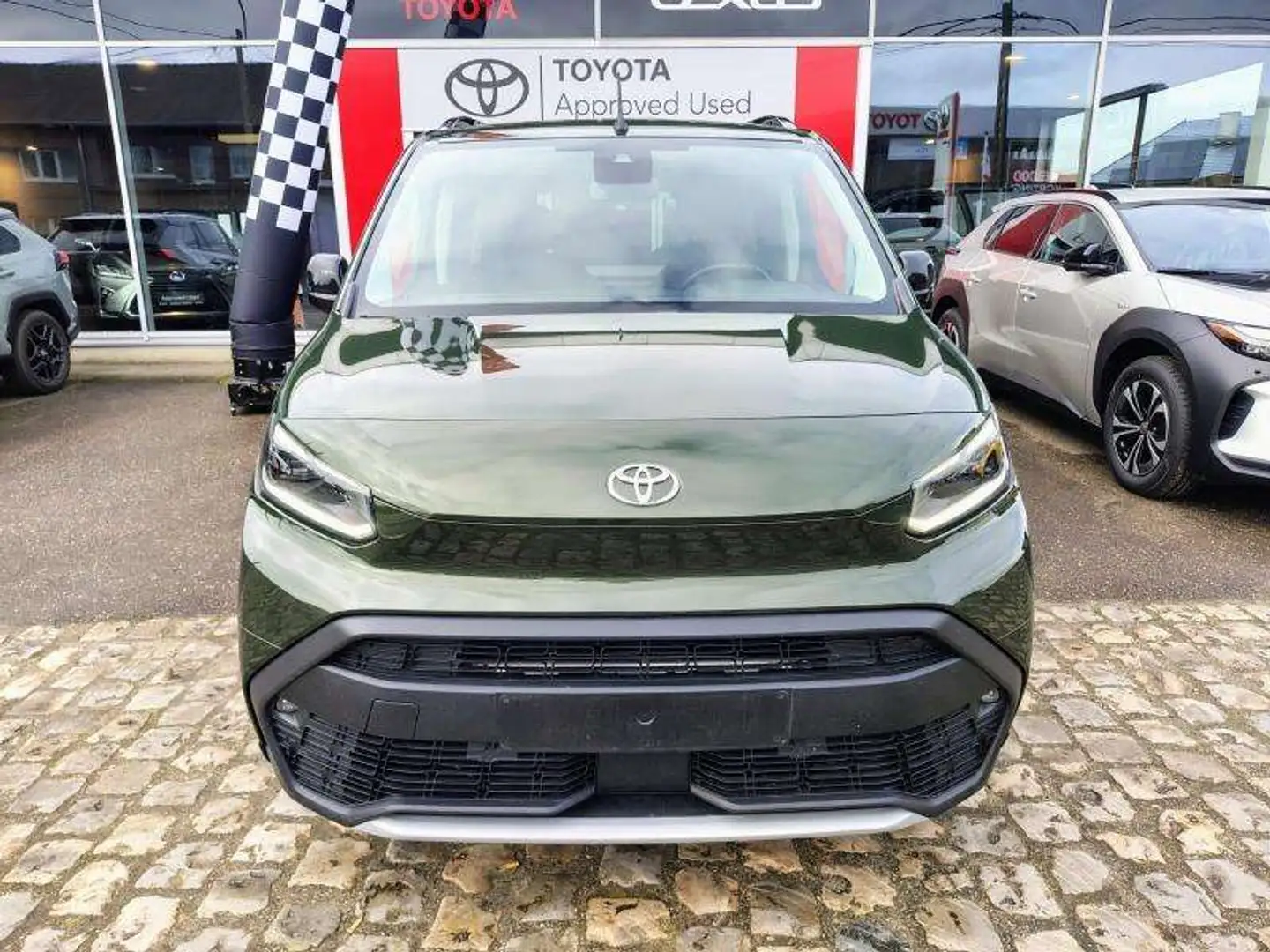 Toyota Verso Family 5pl Vert - 2