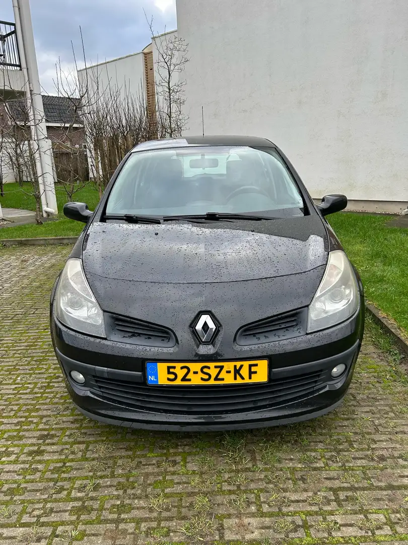 Renault Clio 1.4-16V Dynam.Luxe Zwart - 1