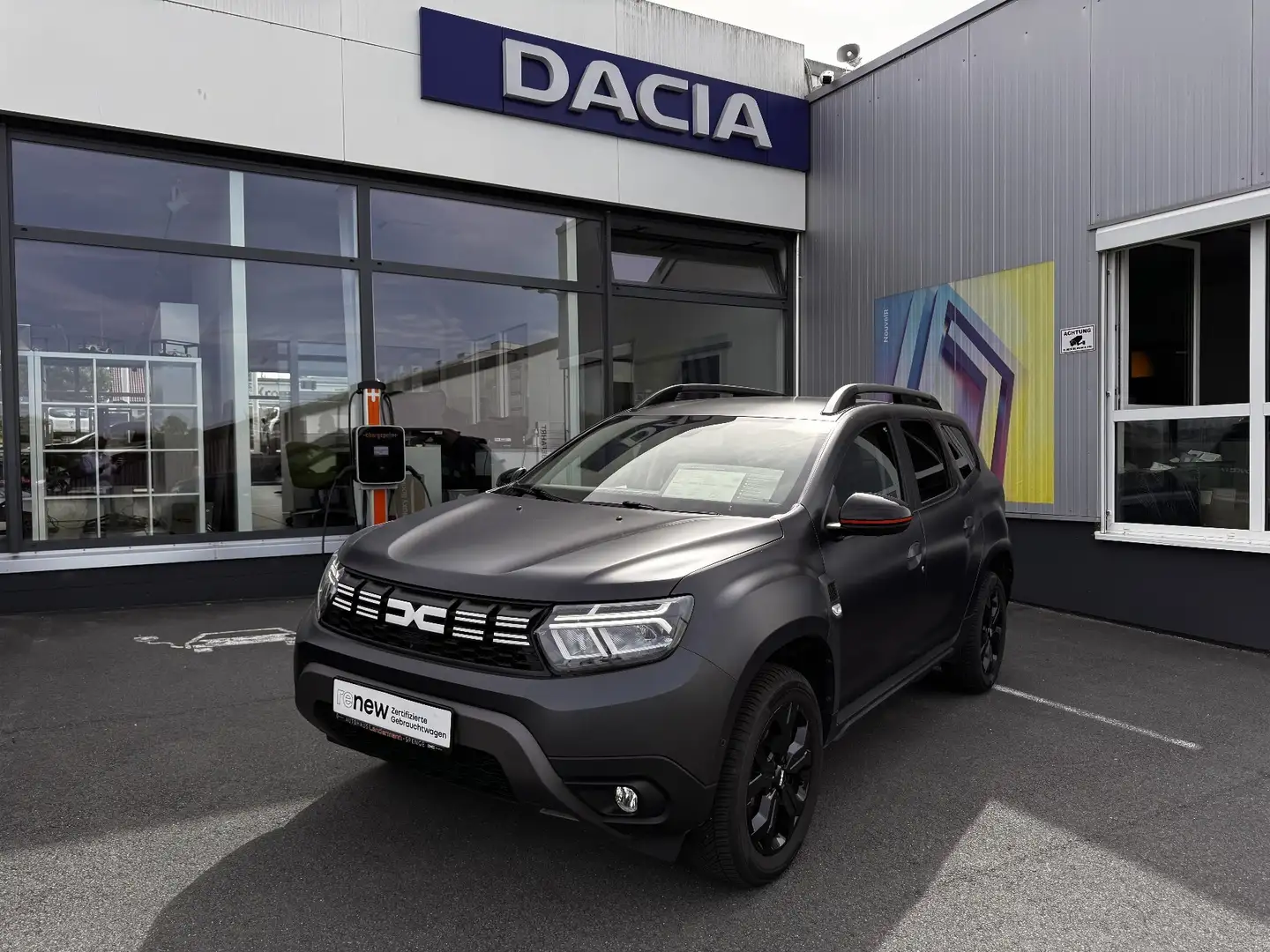 Dacia Duster MAT EDITION TCe 150 EDC RFK+PDC+NAVI Grau - 2