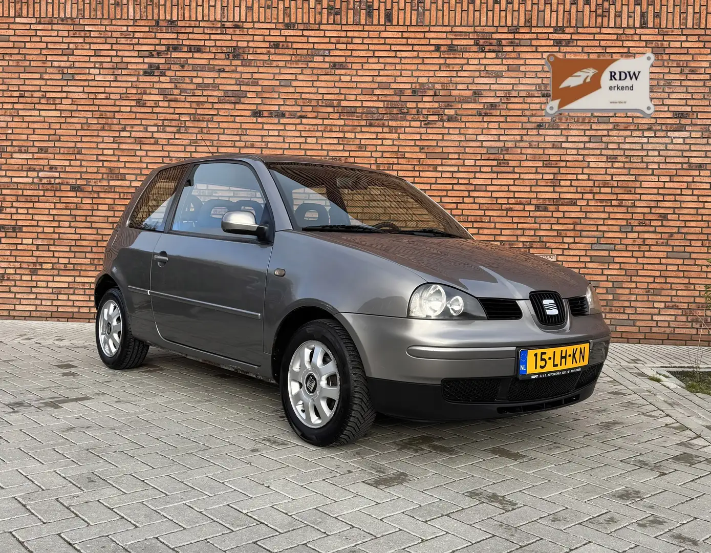 SEAT Arosa 1.4i Stella, NEW APK, Elektr. ramen Grijs - 1