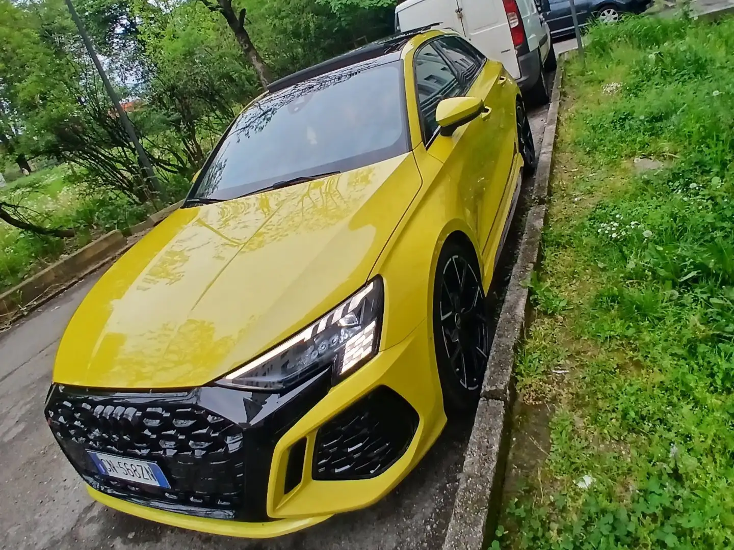 Audi RS3 Sportback 2.5 tfsi quattro s-tronic carboceramic Jaune - 1
