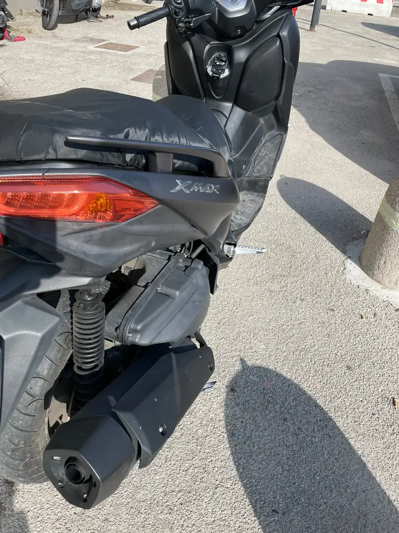 Yamaha X-Max 400 ABS Šedá - 1