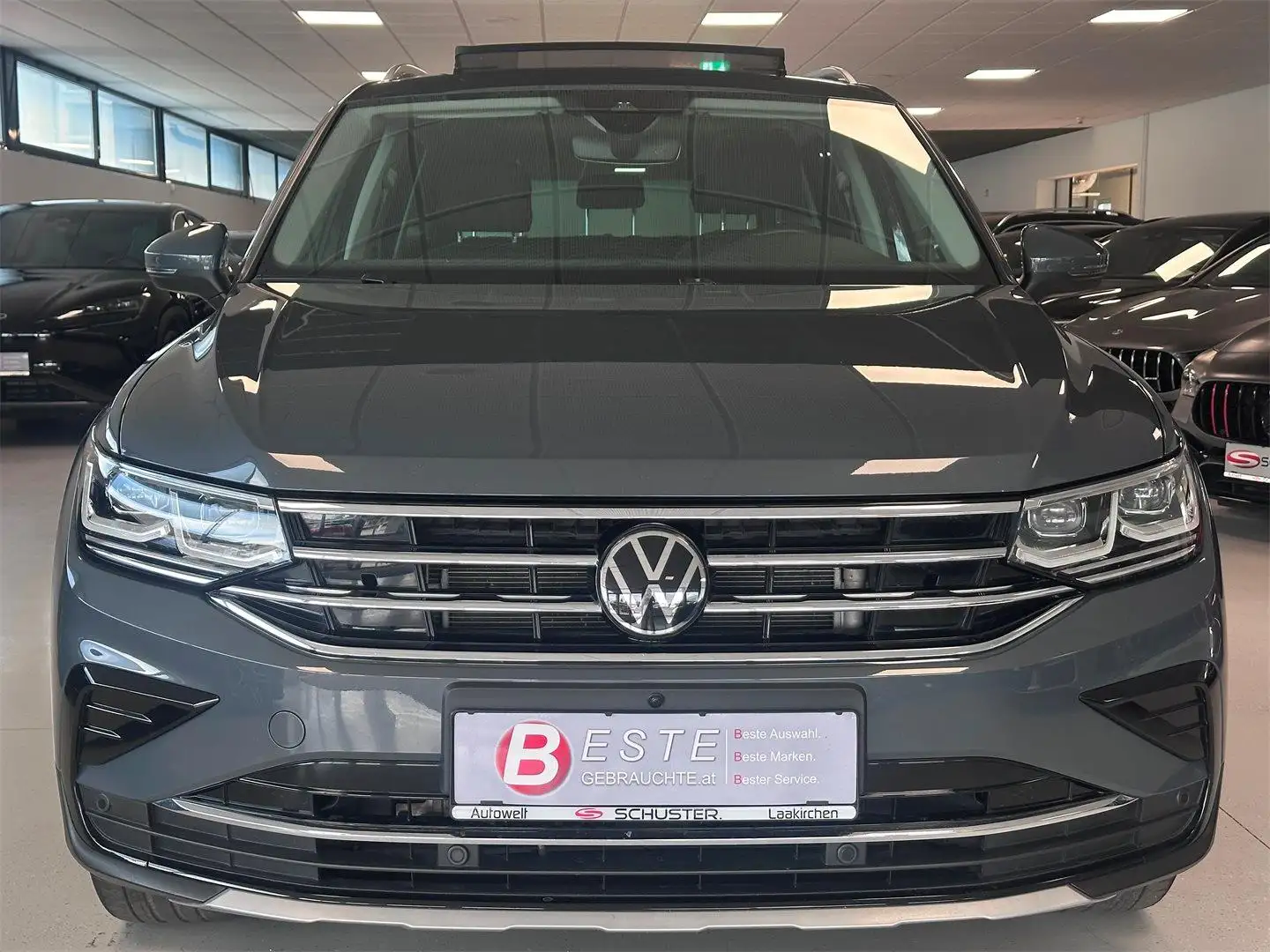Volkswagen Tiguan 1,4 TSIe Elegance DSG **PANO**AHK**MATRIX** Grau - 2