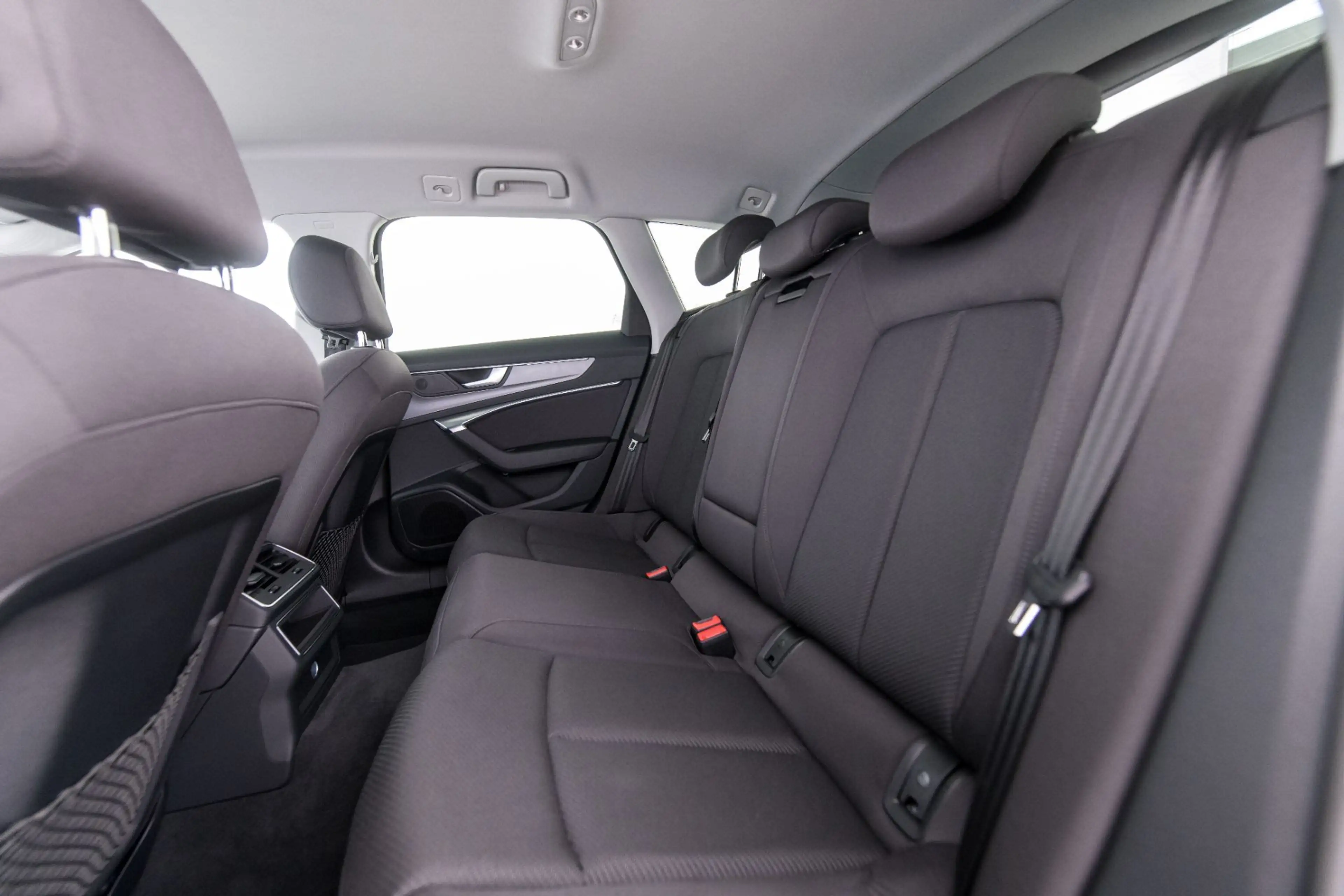 Audi A6 Avant 40 TDI quattro STHZG AHK MATRIX ASSISTENZ ++ — photo 7