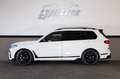 BMW X7 M50i/M/360*/PANO/MASSAGE/HUD/ACC/AIRMATIC/R22 bijela - thumbnail 3