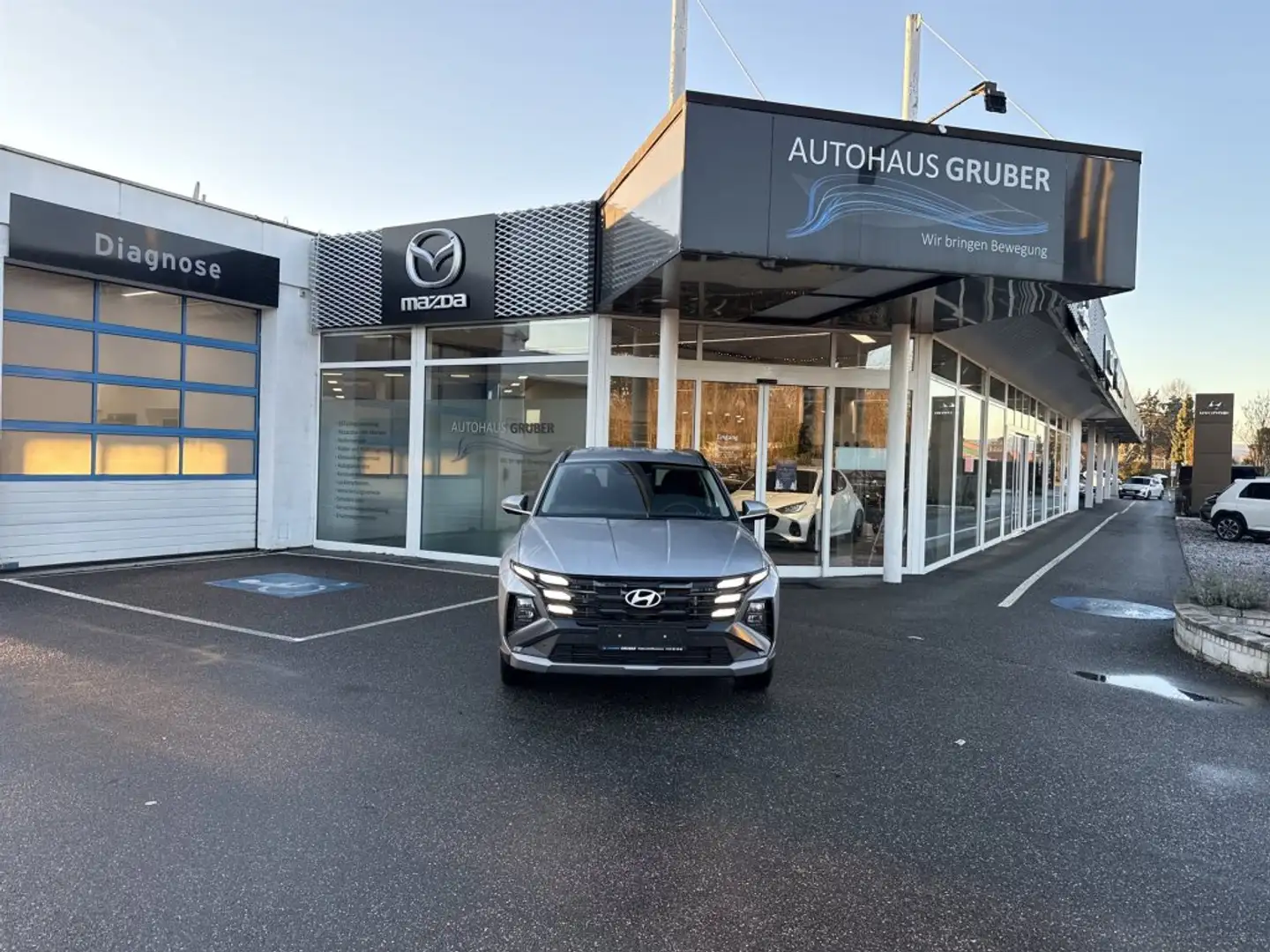 Hyundai TUCSON NX4 Jubile 1,6 T-GDi HEV 2WD AT t6hj1 Silber - 1