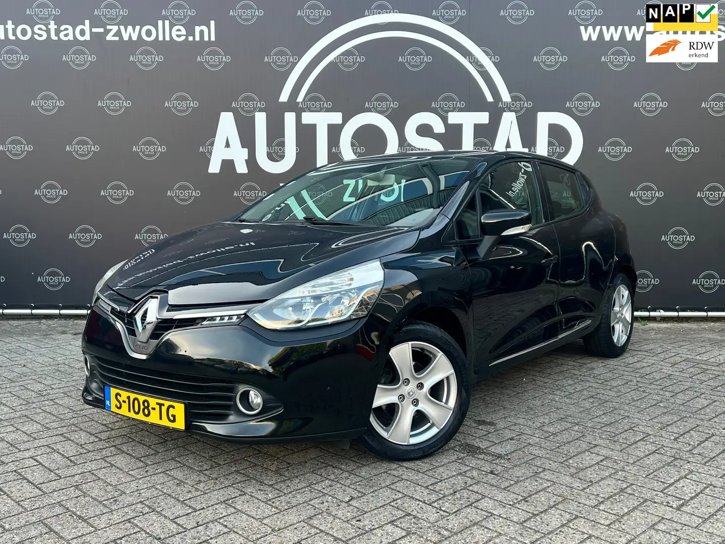 Renault Clio 1.2 Collection Airco/Navi/Nap/Apk/Elektramen Zwart - 1