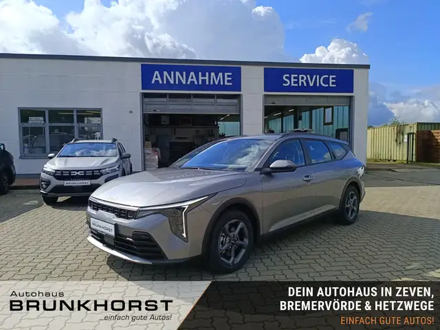 Kia K4