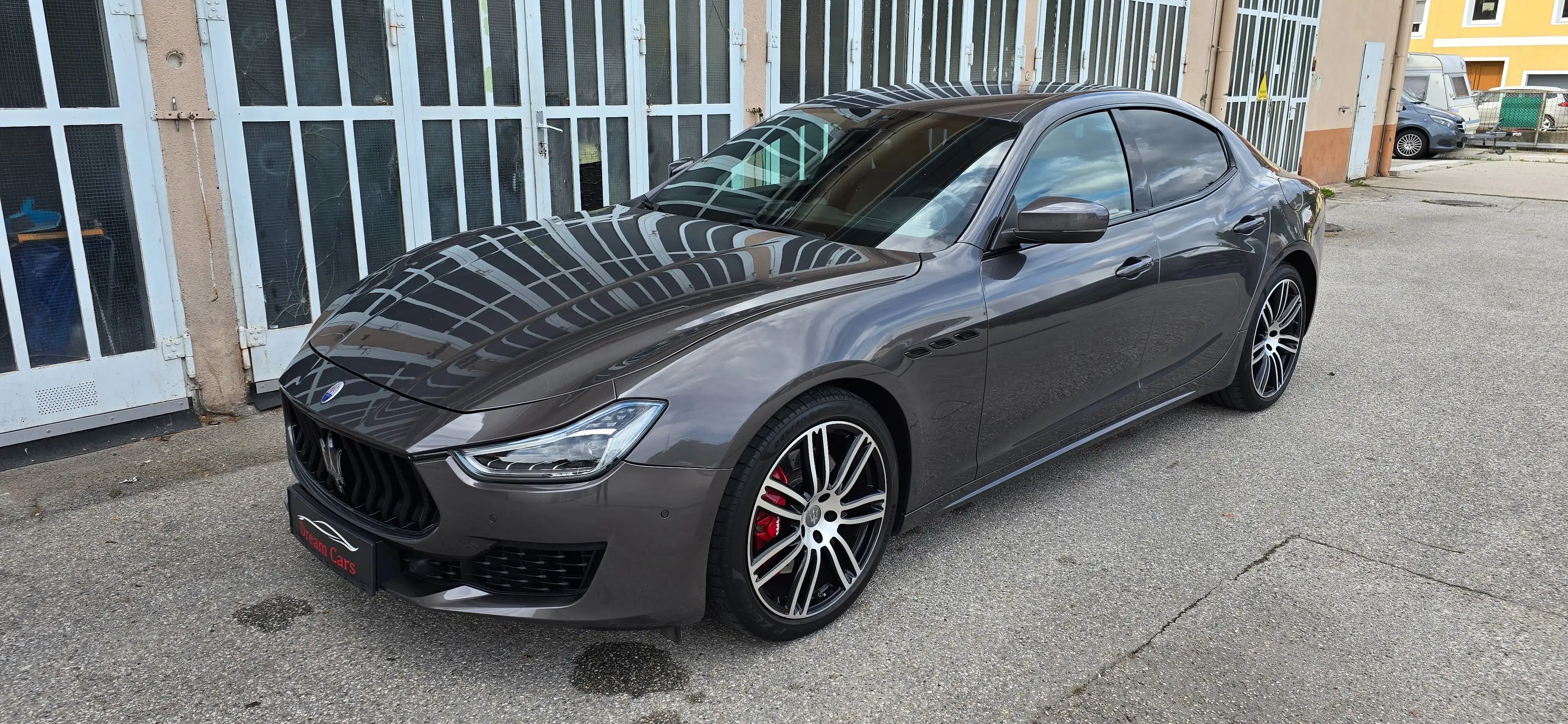 Maserati Ghibli Diesel 3,0 V6 Diesel *Navi*Sofort Kredit*