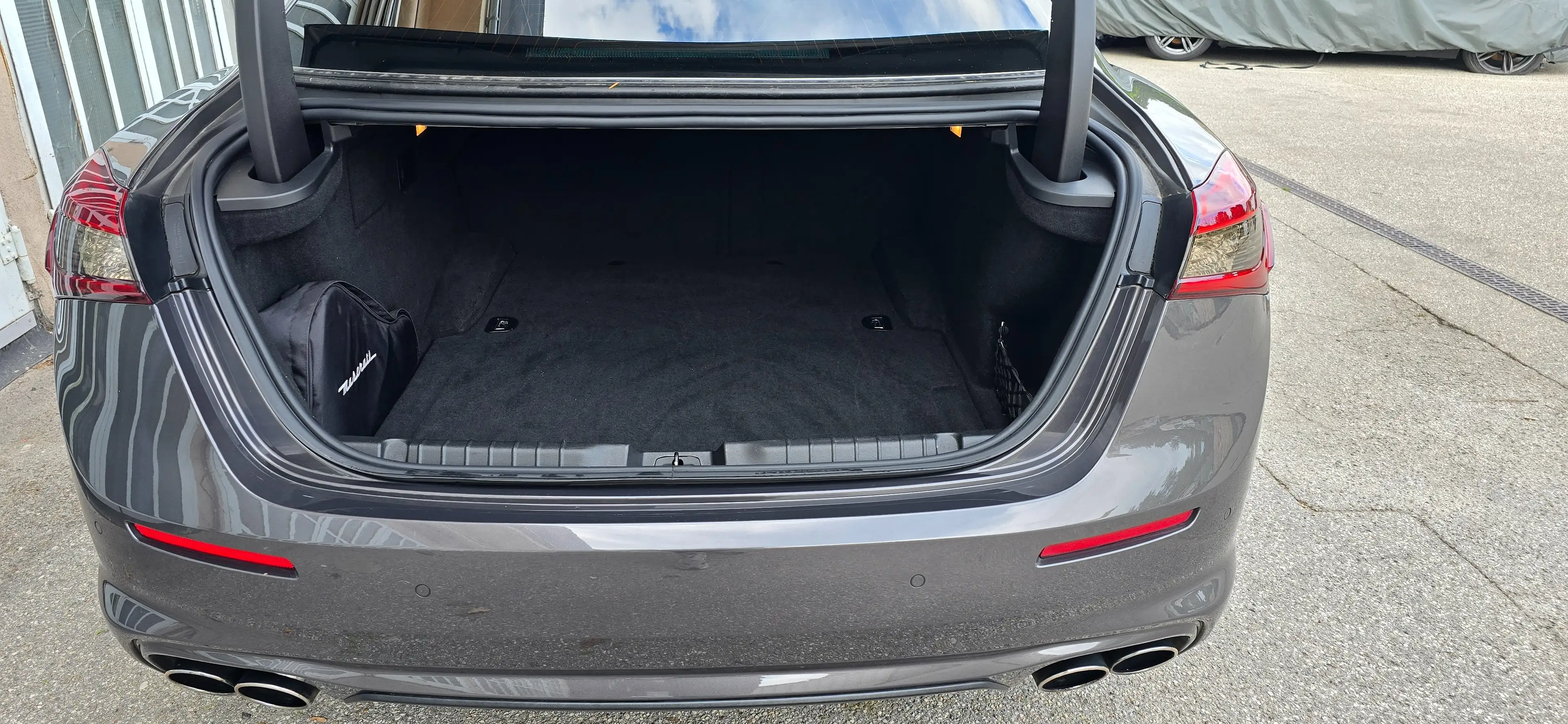 Maserati Ghibli Diesel 3,0 V6 Diesel *Navi*Sofort Kredit* — photo 9