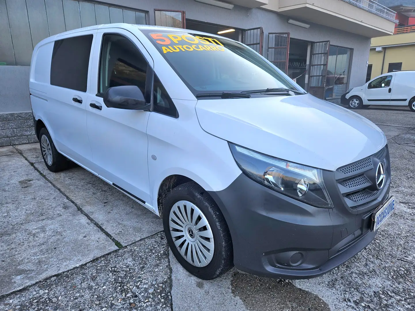 Mercedes-Benz Vito 2.0 110 CDI AUTOCARRO 5 POSTI Blanco - 1