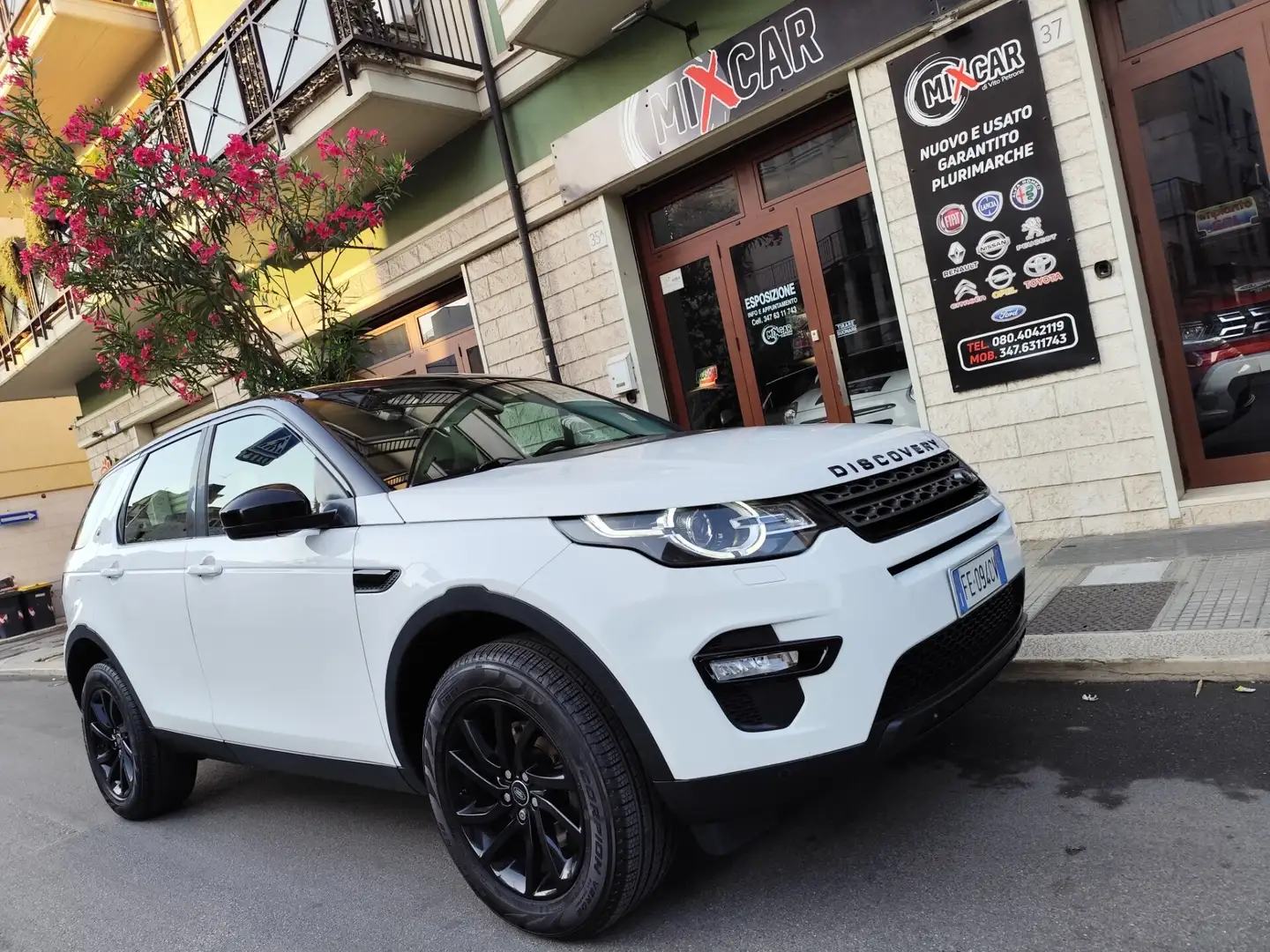 Land Rover Discovery Sport Discovery Sport 2.2 TD4 150CV 4X4 DIESEL Bianco - 1