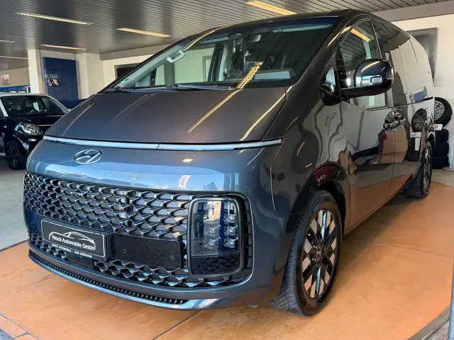 Hyundai STARIA Signature 4WD Garantie bis 09/2027