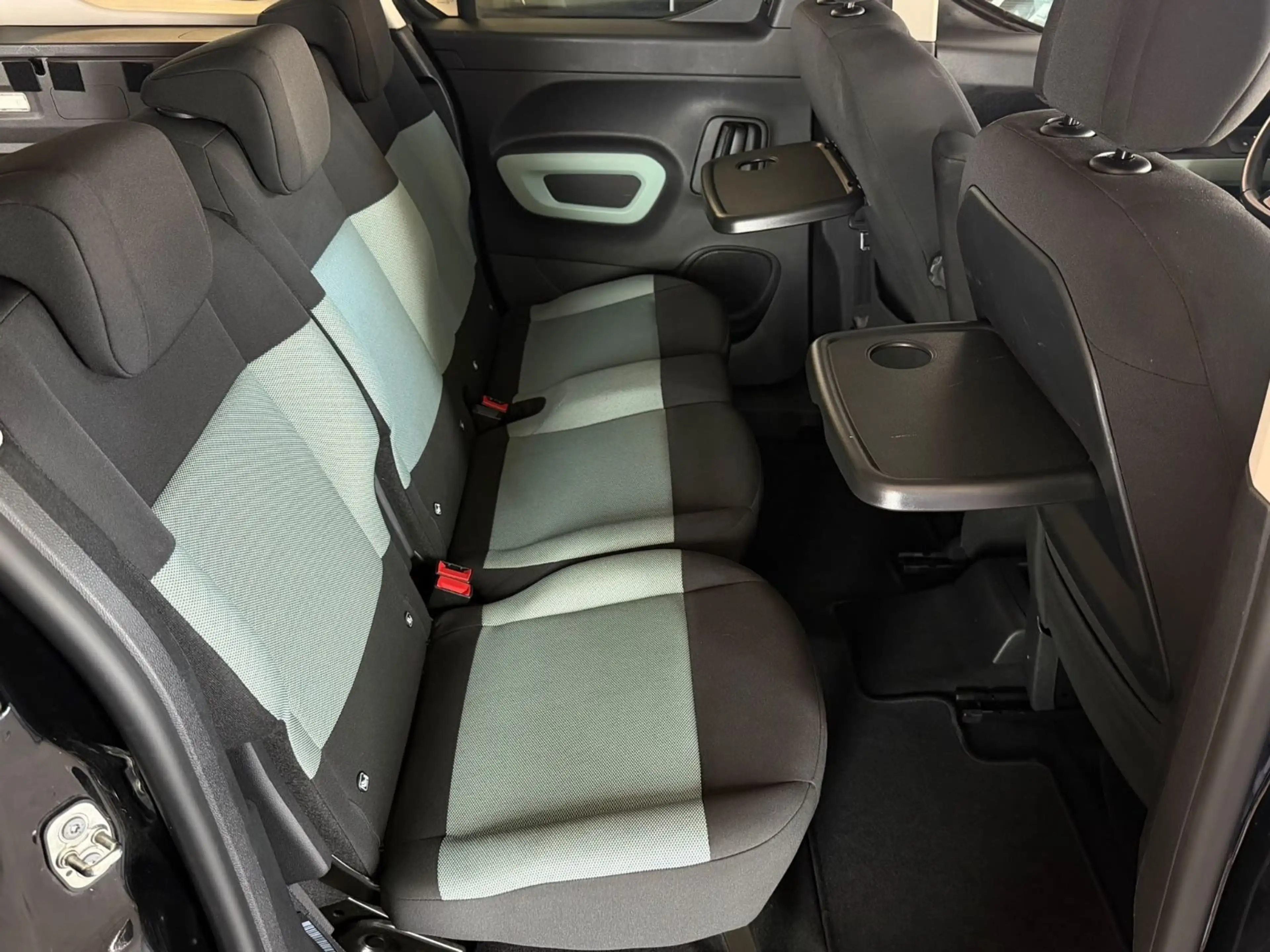 Citroen Berlingo Feel M"Aus1.Hand"Autom."Klima"Garantie — photo 13