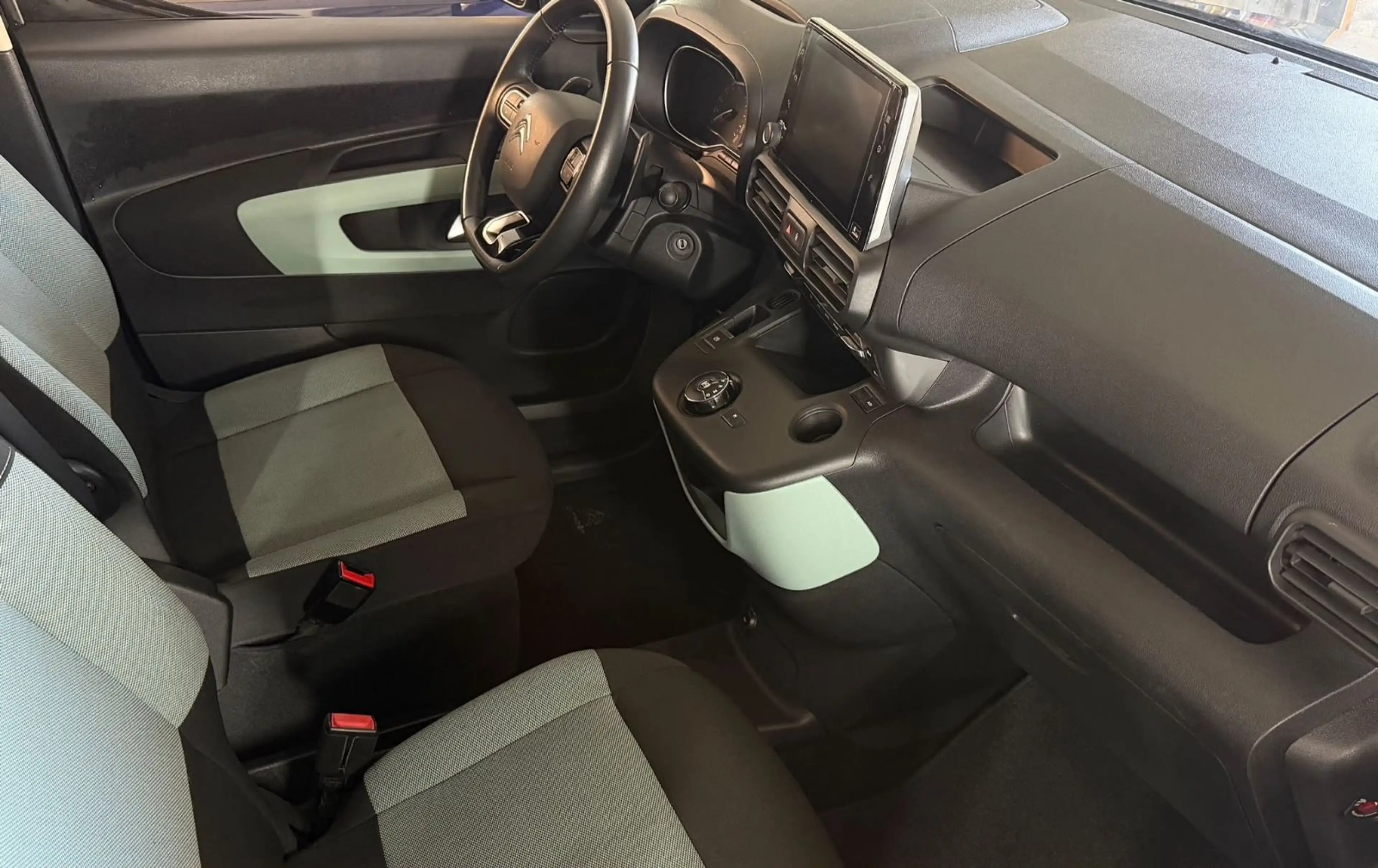 Citroen Berlingo Feel M"Aus1.Hand"Autom."Klima"Garantie — photo 11