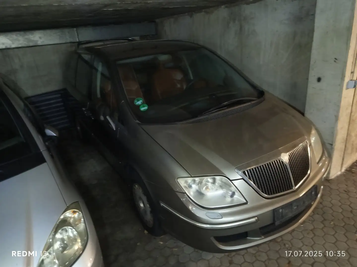 Lancia Phedra Phedra 2.2 16v JTD DPF Gold - 2