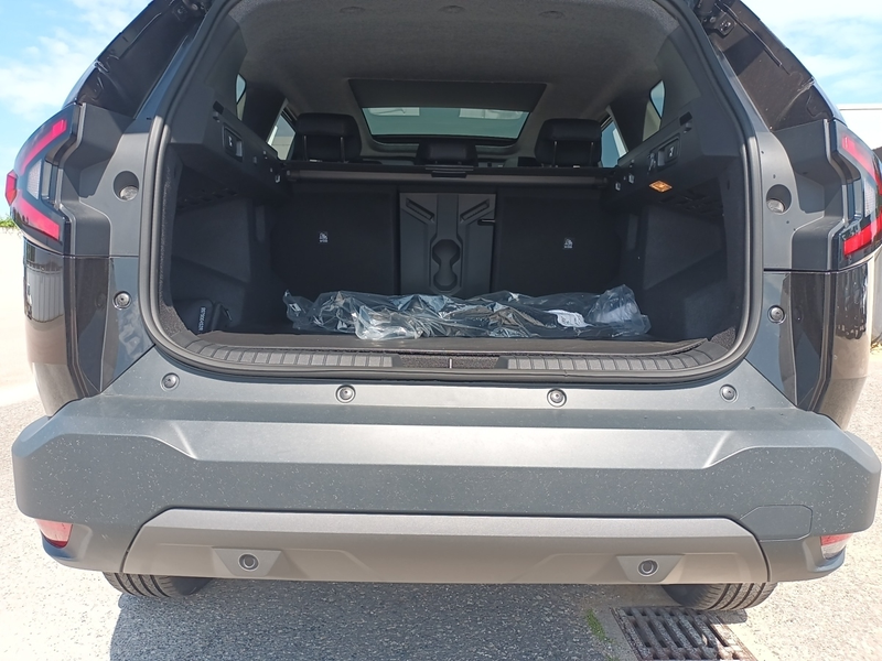 Dacia Bigster 1.8 E-TECH Full Hybrid 155 Extreme*CARPLAY+PDC** — photo 12