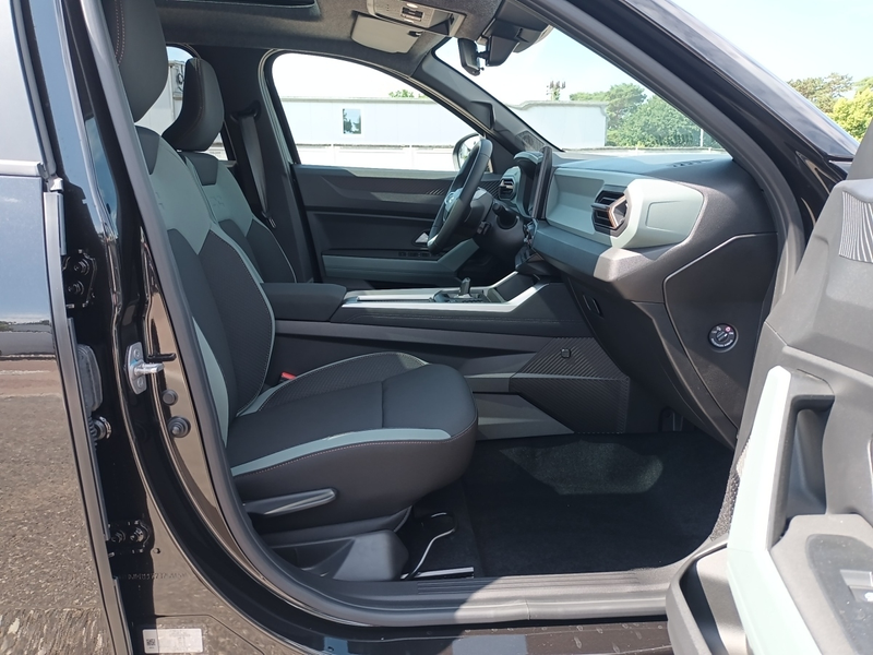 Dacia Bigster 1.8 E-TECH Full Hybrid 155 Extreme*CARPLAY+PDC** — photo 10