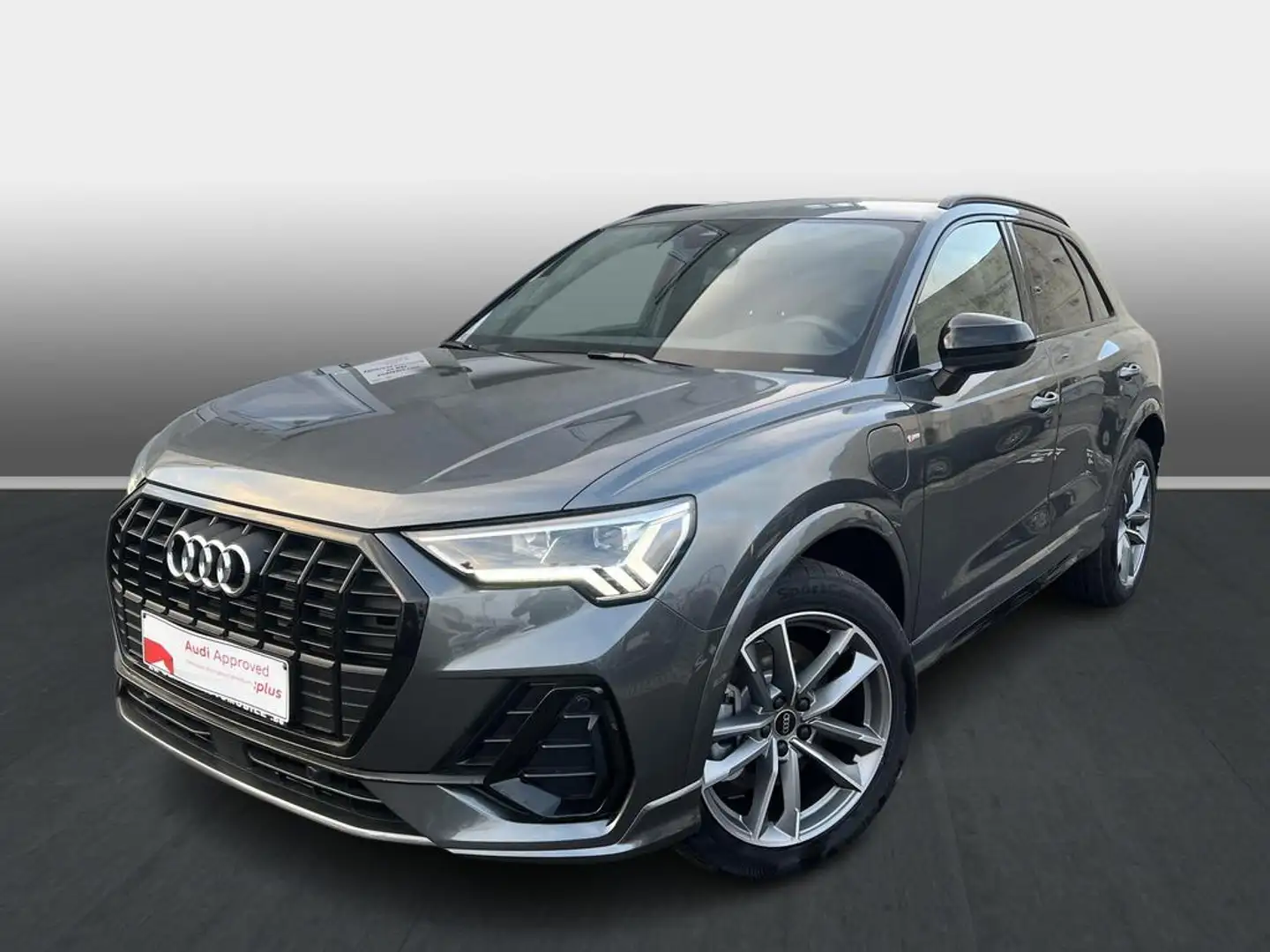 Audi Q3 Audi Q3 S line 45 TFSI e 180(245) kW(ch) S troni Серый - 1