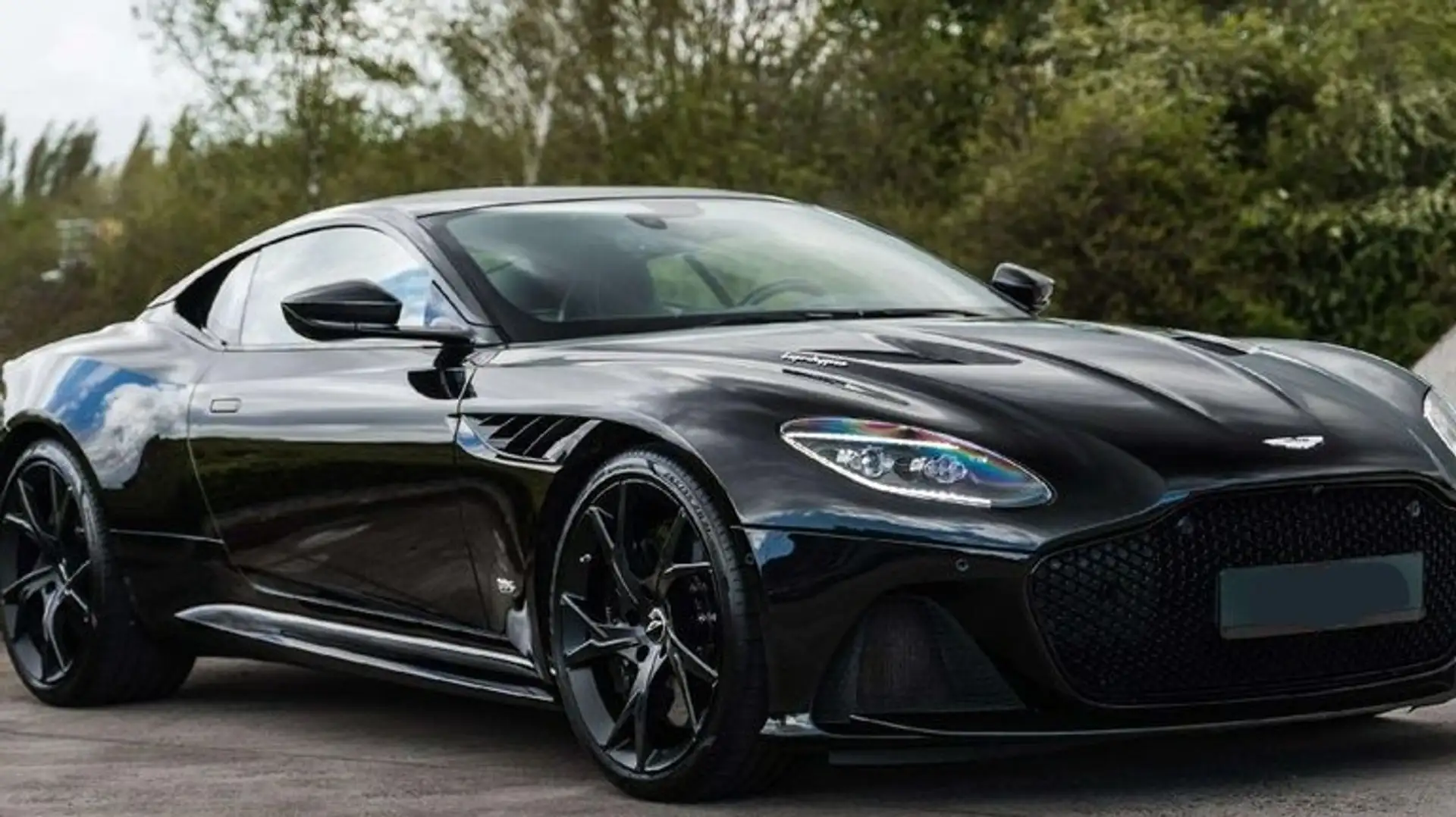 Aston Martin DBS Superleggera Чорний - 2