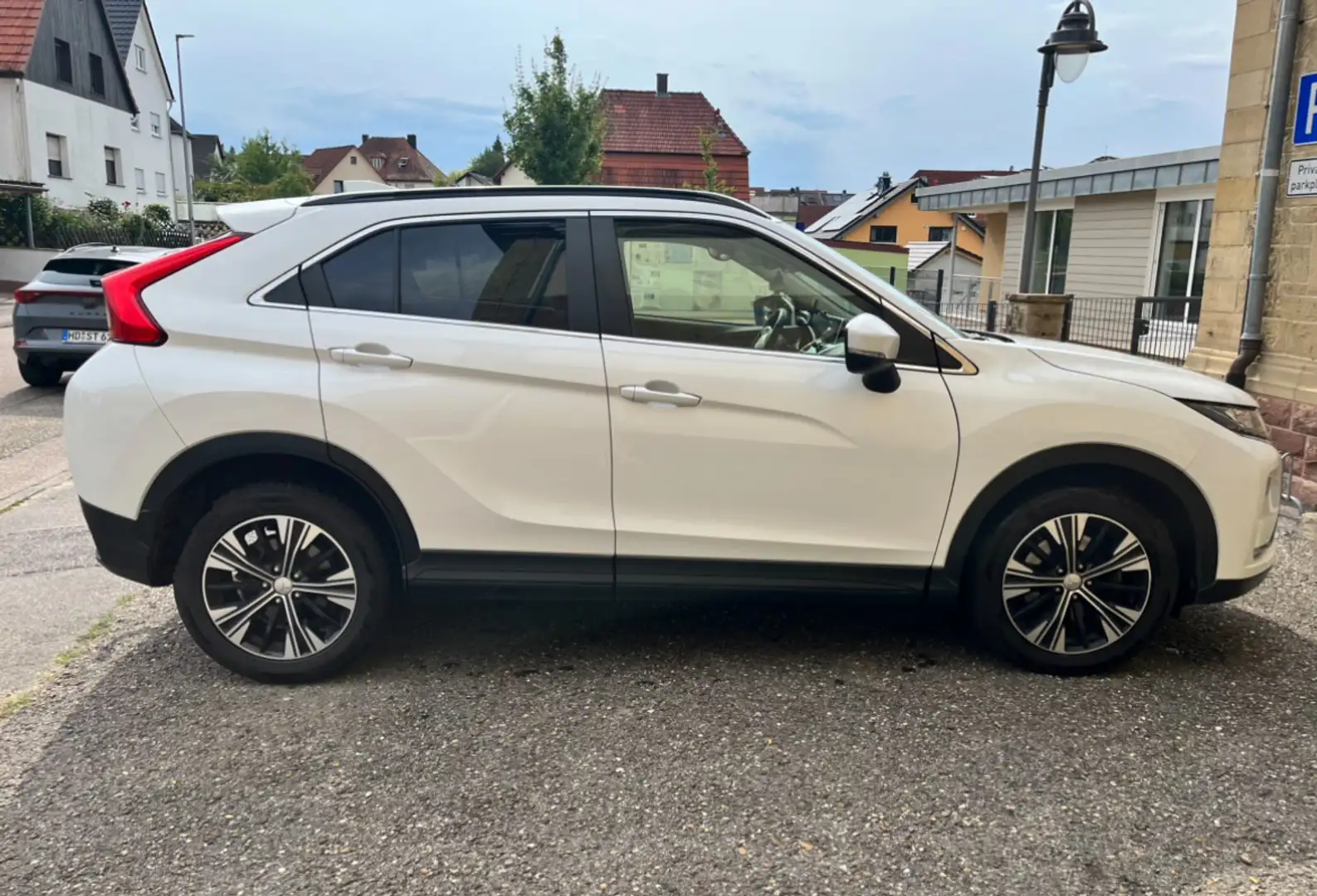 Mitsubishi Eclipse Cross 1.5 T-MIVEC ClearTec CVT 2WD Top - 1