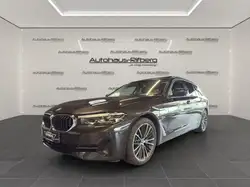 Bmw 530 e TOURING/19Z/LIVE COCKPIT/LED/APPLE CARPLA