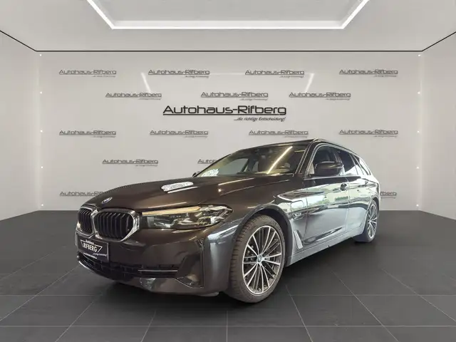 Bmw 530 e TOURING/19Z/LIVE COCKPIT/LED/APPLE CARPLA